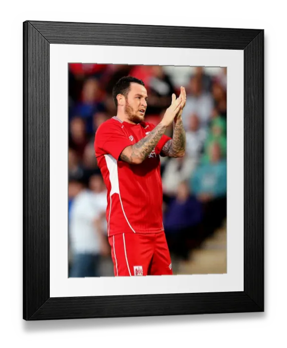 Framed Print : Bristol City's Lee Tomlin Celebrates Goal Against Cheltenham Town, 2016 Framed Print : Bristol City's Lee Tomlin Celebrates Goal Against Cheltenham Town, 2016