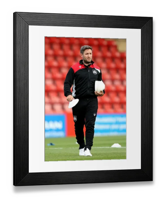 Framed Print : Bristol City Manager Lee Johnson Prepares Team for Preseason Friendly against Cheltenham Town, July 2016