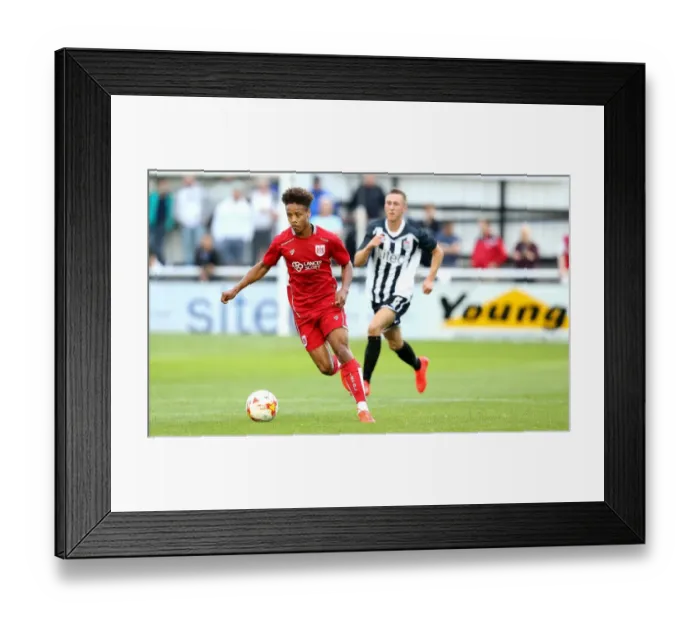 Framed Print : Bobby Reid Charges Forward: Bristol City vs Bath City Pre-Season Friendly, July 2016 Framed Print : Bobby Reid Charges Forward: Bristol City vs Bath City Pre-Season Friendly, July 2016