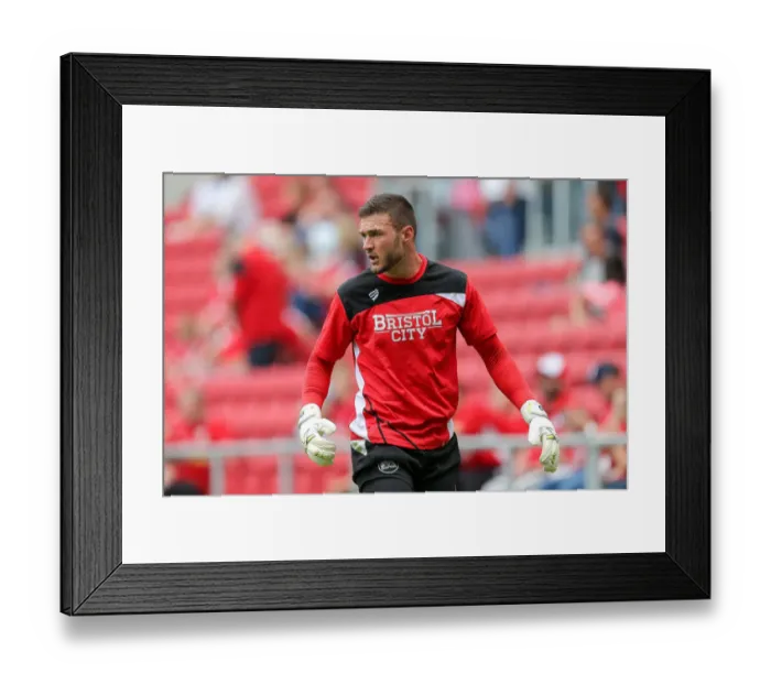 Framed Print : Bristol City FC: Pre-Season Training - Richard O'Donnell Gears Up at Ashton Gate Framed Print : Bristol City FC: Pre-Season Training - Richard O'Donnell Gears Up at Ashton Gate