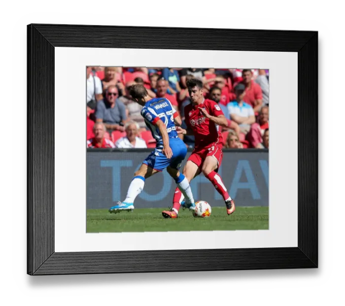 Framed Print : Bristol City vs Wigan Athletic: O'Dowda vs Warnock - Intense Tackle Framed Print : Bristol City vs Wigan Athletic: O'Dowda vs Warnock - Intense Tackle