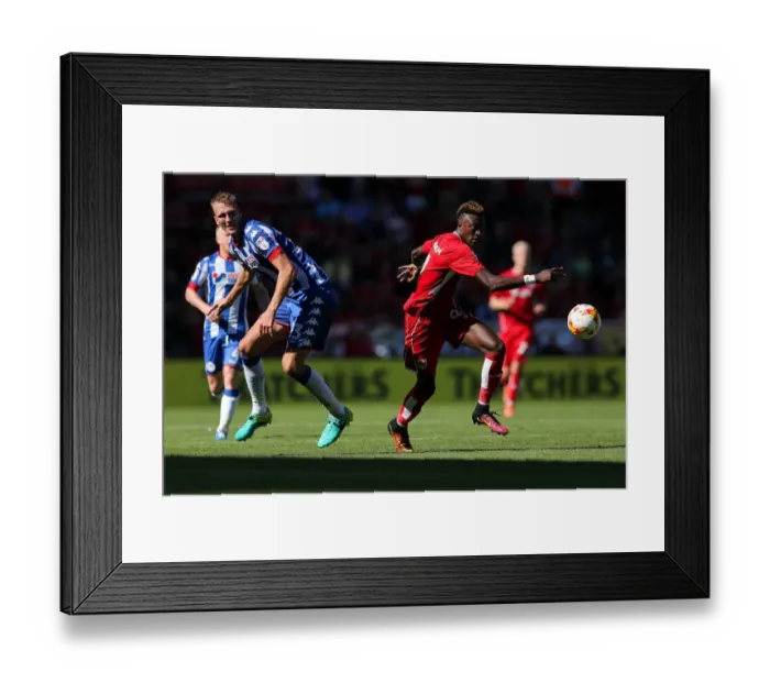 Framed Print : Tammy Abraham in Action: Bristol City vs. Wigan Athletic, Sky Bet EFL Championship, Ashton Gate Stadium, 2016