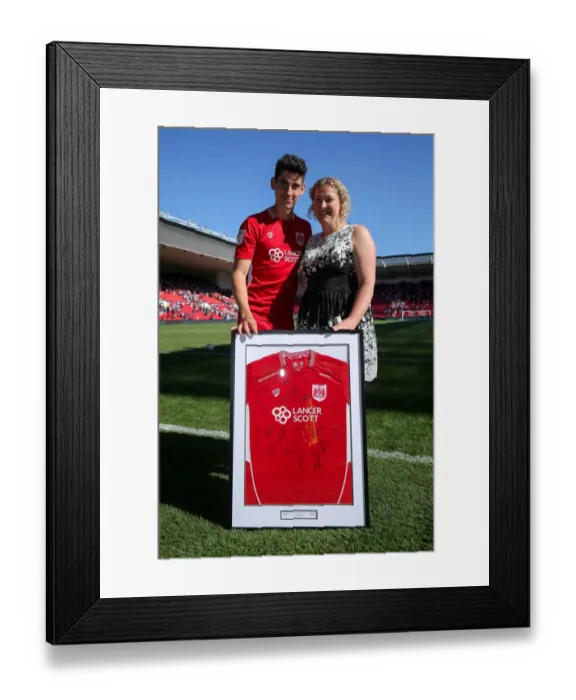 Framed Print : Callum O'Dowda Named Man of the Match for Bristol City vs. Wigan Athletic (August 6, 2016)