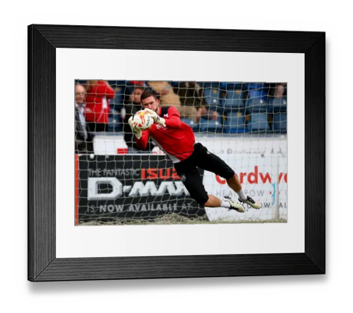 Framed Print : Bristol City FC: Richard O'Donnell Warming Up Ahead of Wycombe Wanderers Clash (EFL League Cup)