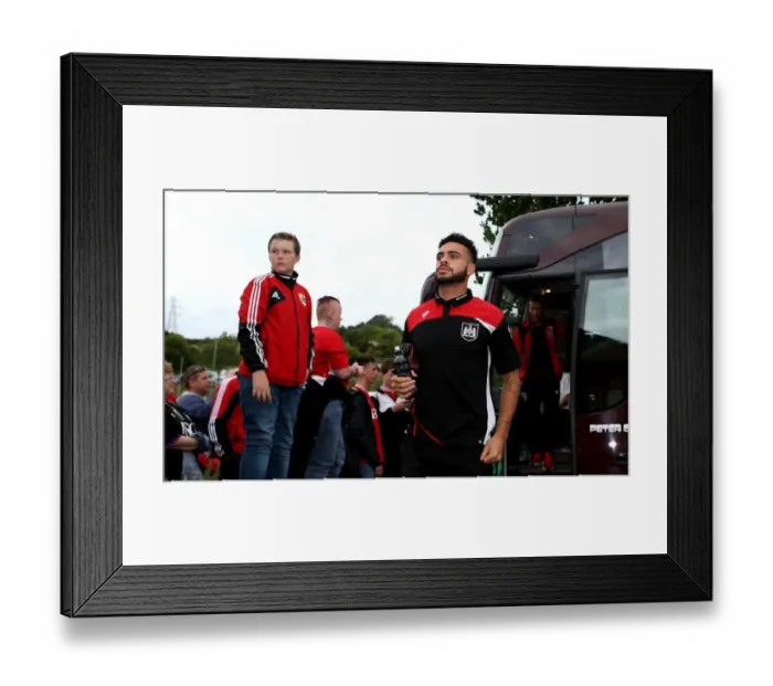 Framed Print : Wycombe Wanderers v Bristol City 090816 Framed Print : Wycombe Wanderers v Bristol City 090816