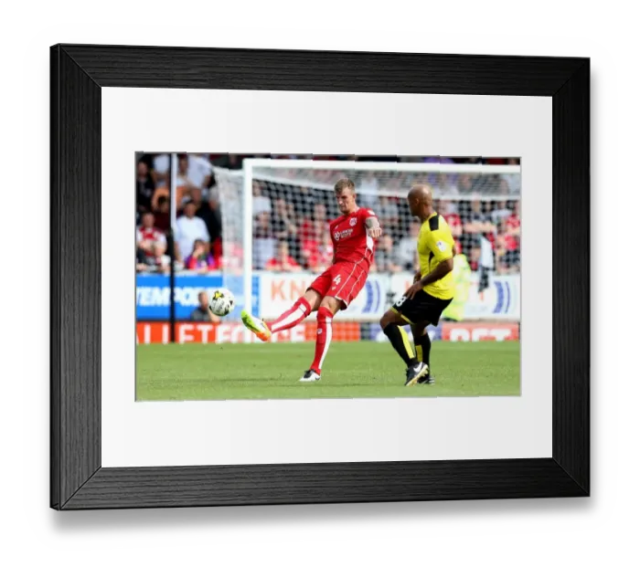 Framed Print : Burton Albion v Bristol City 130816 Framed Print : Burton Albion v Bristol City 130816