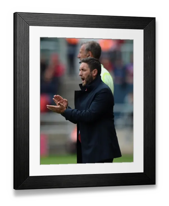 Framed Print : Bristol City's Lee Johnson Motivates Team Against Newcastle United at Ashton Gate
