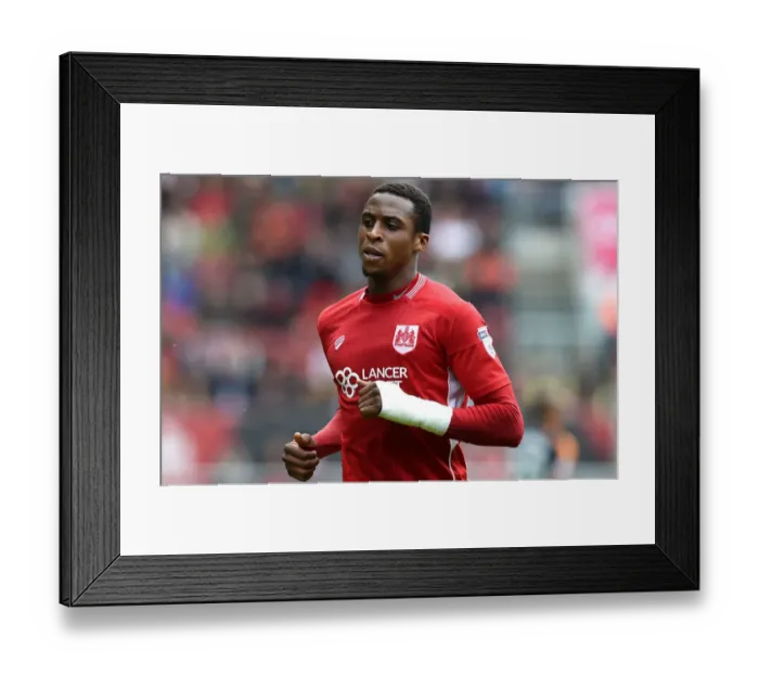 Framed Print : Jonathan Kodjia in Action: Bristol City vs Newcastle United at Ashton Gate (2016) Framed Print : Jonathan Kodjia in Action: Bristol City vs Newcastle United at Ashton Gate (2016)