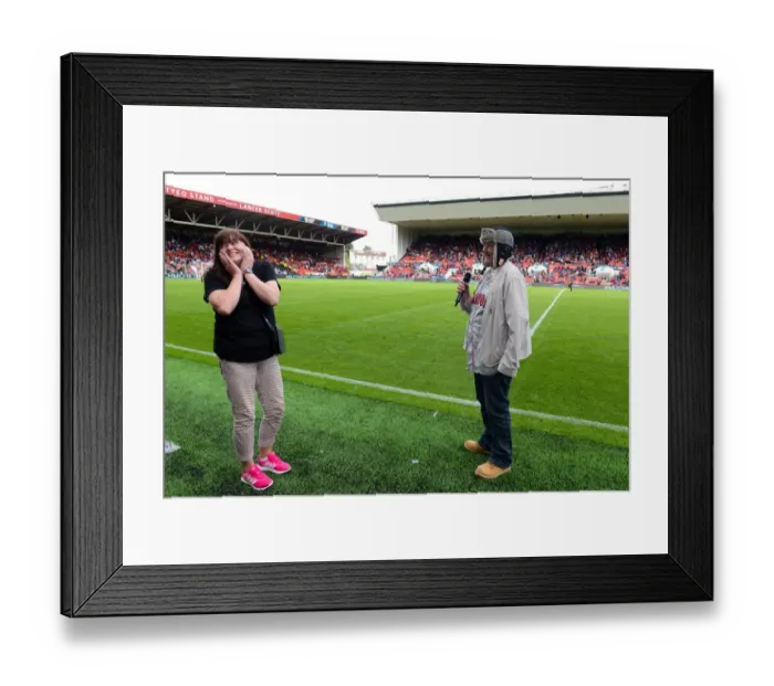Framed Print : Marriage Proposal at Ashton Gate: A Romantic Moment during Bristol City vs. Newcastle United Match Framed Print : Marriage Proposal at Ashton Gate: A Romantic Moment during Bristol City vs. Newcastle United Match
