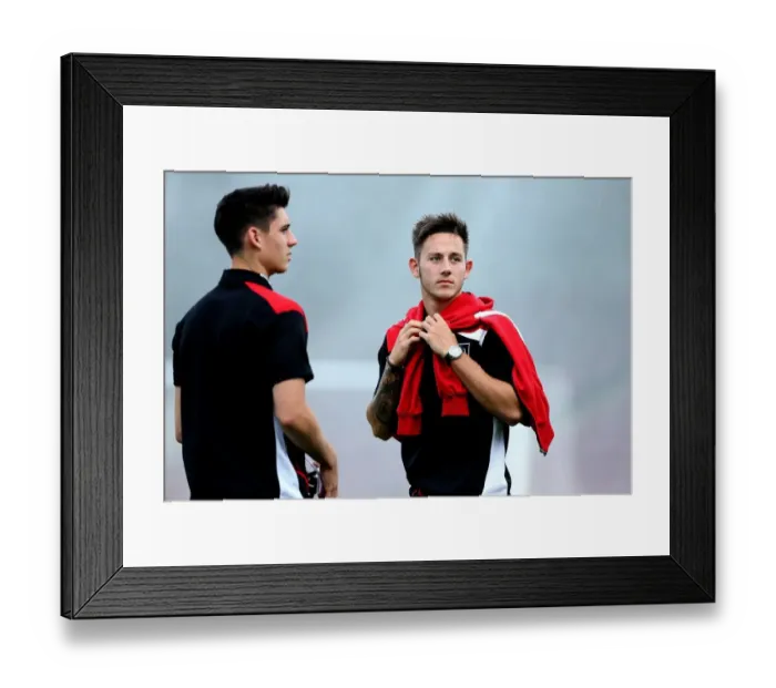 Framed Print : Bristol City's O'Dowda and Brownhill Arrive at Glanford Park Ahead of Scunthorpe United Clash, 2016