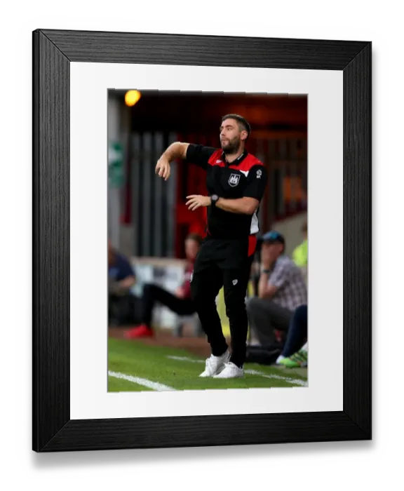 Framed Print : Bristol City's Lee Johnson Urges On His Team at Scunthorpe United, EFL Cup 2016 Framed Print : Bristol City's Lee Johnson Urges On His Team at Scunthorpe United, EFL Cup 2016