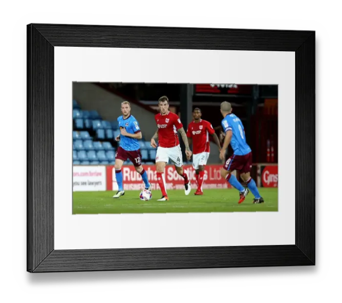 Framed Print : Aden Flint Charges Forward: Scunthorpe United vs. Bristol City, 23rd August 2016
