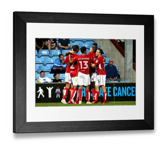 Framed Print : Bristol City's Tammy Abraham Scores Dramatic Goal Against Scunthorpe United in EFL Cup
