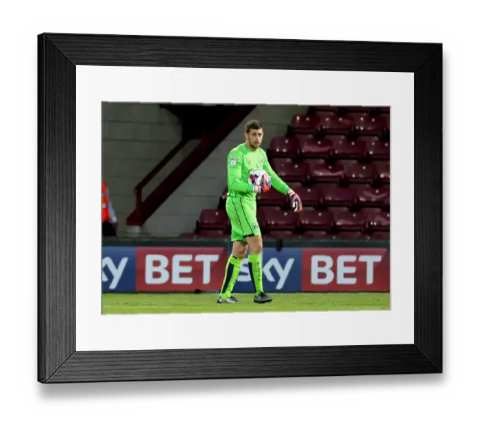 Framed Print : Frank Fielding of Bristol City in Action at Scunthorpe United, EFL Cup 2016 Framed Print : Frank Fielding of Bristol City in Action at Scunthorpe United, EFL Cup 2016
