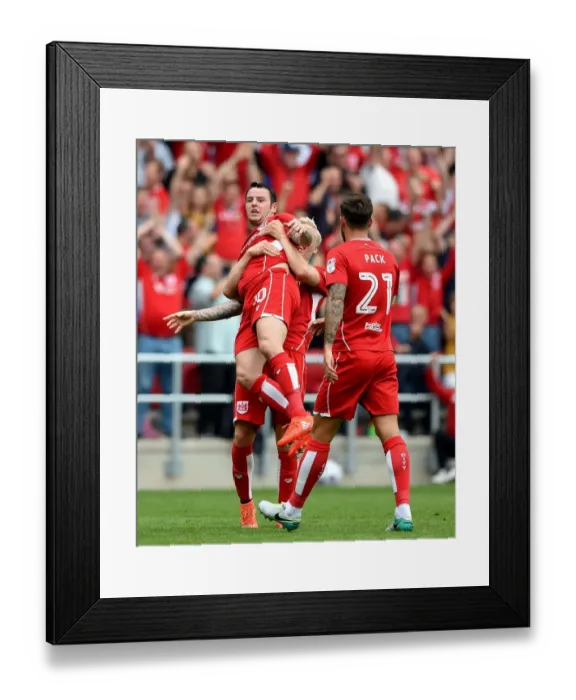 Framed Print : Bristol City: Lee Tomlin's Dramatic Goal Celebration with Hordur Magnusson vs Aston Villa (2016) Framed Print : Bristol City: Lee Tomlin's Dramatic Goal Celebration with Hordur Magnusson vs Aston Villa (2016)