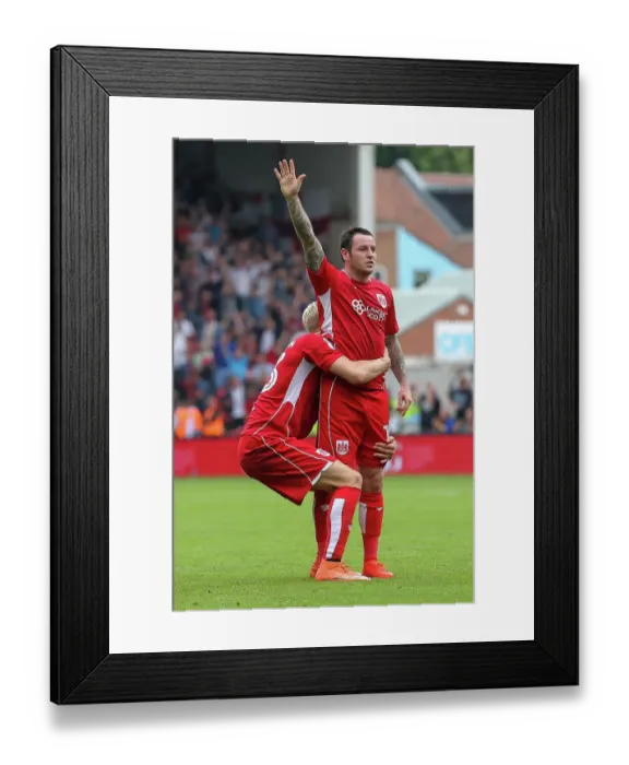 Framed Print : Bristol City v Aston Villa 270816