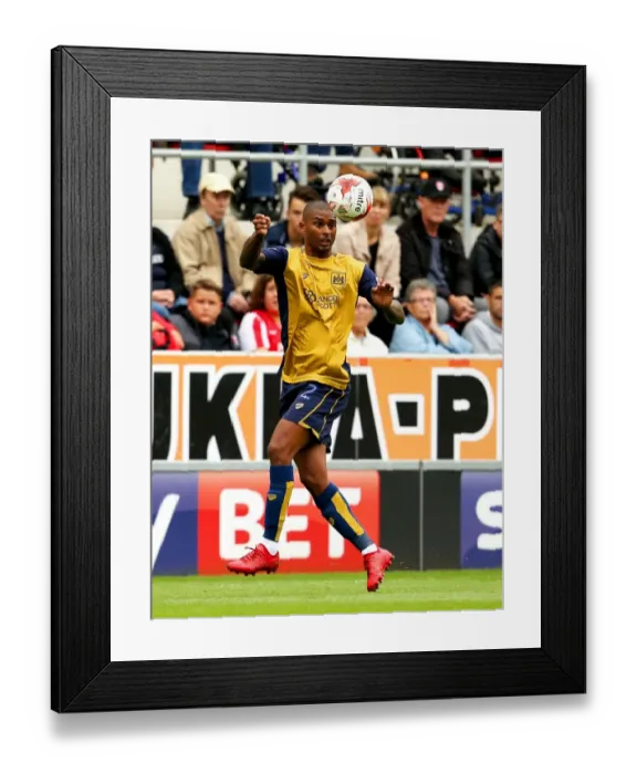 Framed Print : Mark Little in Action: Rotherham United vs. Bristol City, Sky Bet Championship (10 / 09 / 2016) Framed Print : Mark Little in Action: Rotherham United vs. Bristol City, Sky Bet Championship (10 / 09 / 2016)