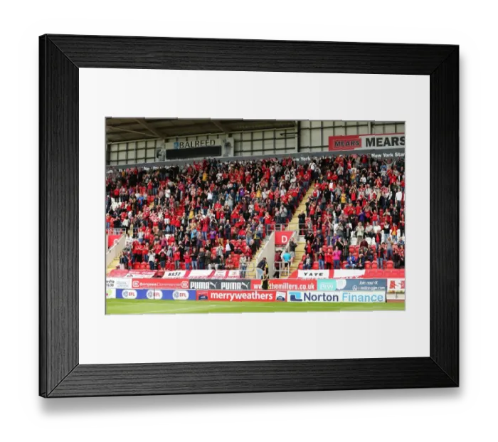 Framed Print : Bristol City Fans in Action at Rotherham United Match, Sky Bet Championship (10.9.2016) Framed Print : Bristol City Fans in Action at Rotherham United Match, Sky Bet Championship (10.9.2016)