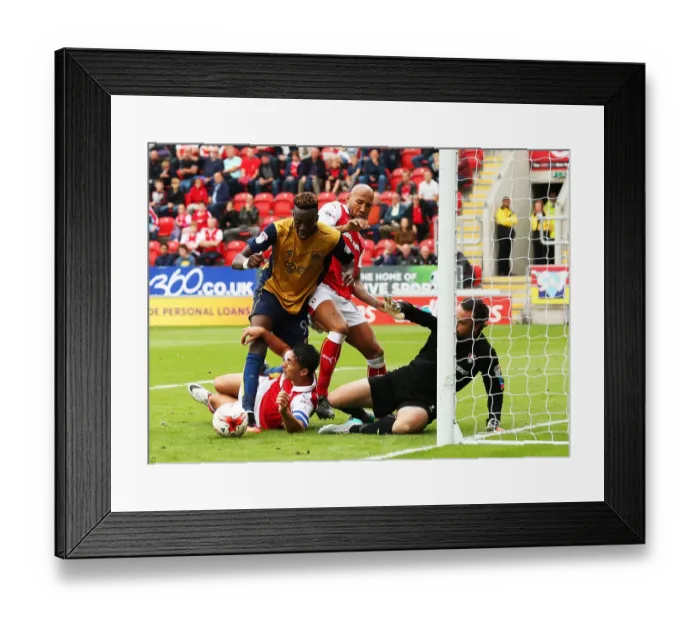 Framed Print : Tammy Abraham in Goal Mouth Scramble: Rotherham United vs. Bristol City Championship Clash