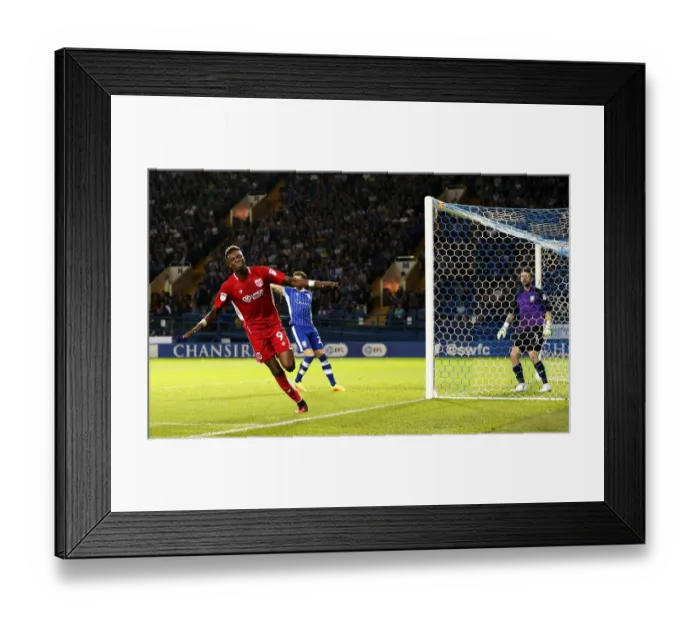 Framed Print : Tammy Abraham's Brace: Sheffield Wednesday vs. Bristol City, 13 September 2016 Framed Print : Tammy Abraham's Brace: Sheffield Wednesday vs. Bristol City, 13 September 2016