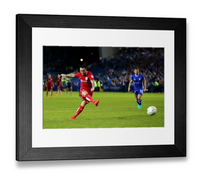 Framed Print : Bristol City's Lee Tomlin Misses Penalty in Sheffield Wednesday vs. Bristol City Championship Clash