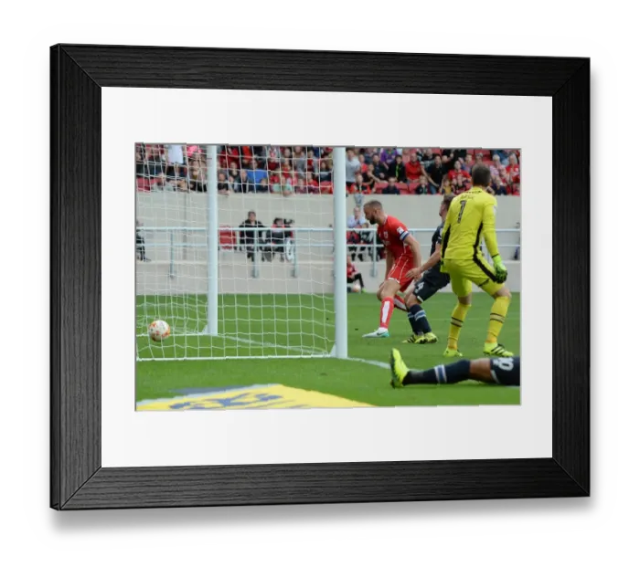 Framed Print : Dramatic Last-Gasp Equalizer by Aaron Wilbraham: A Thrilling Finish for Bristol City vs. Derby County (17 / 09 / 2016)