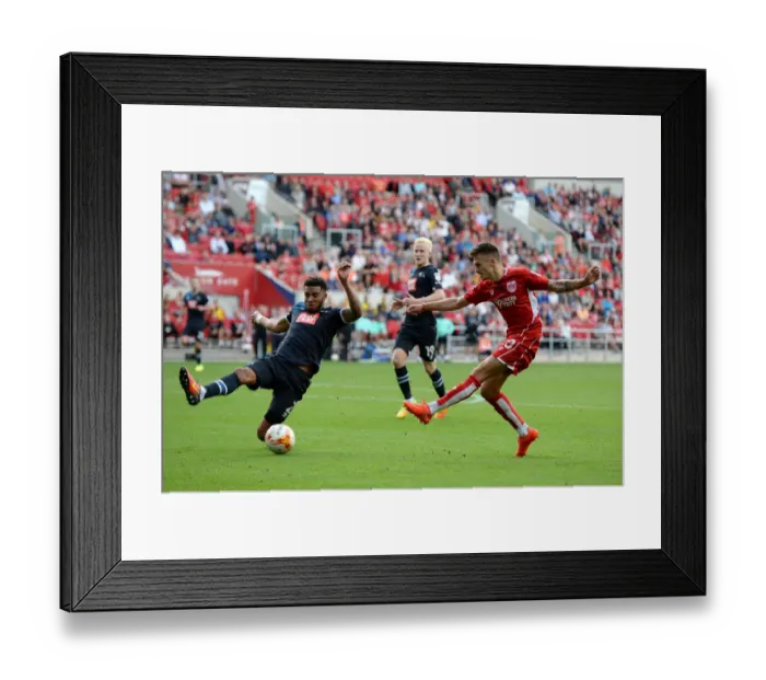 Framed Print : Jamie Paterson's Shot: Bristol City vs Derby County, Sky Bet Championship (17 / 09 / 2016) Framed Print : Jamie Paterson's Shot: Bristol City vs Derby County, Sky Bet Championship (17 / 09 / 2016)