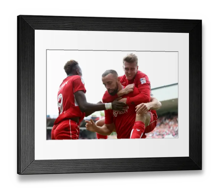 Framed Print : Last-Minute Thriller: Wilbraham Scores Dramatic Equalizer for Bristol City Against Derby County