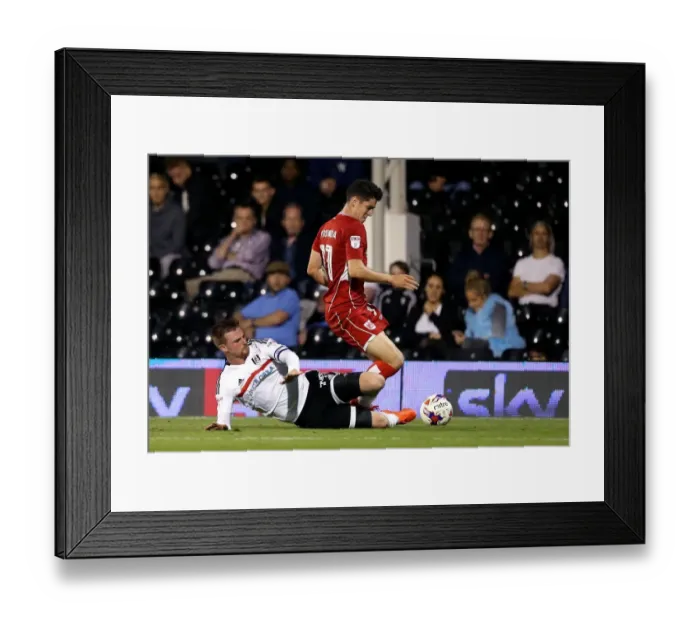 Framed Print : Fulham vs. Bristol City: Clash between Tunnicliffe and O'Dowda at Craven Cottage - EFL Cup Framed Print : Fulham vs. Bristol City: Clash between Tunnicliffe and O'Dowda at Craven Cottage - EFL Cup