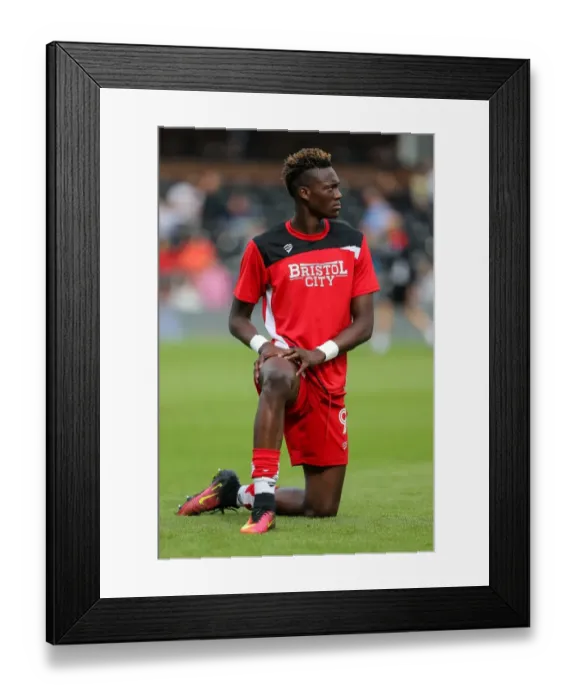 Framed Print : Tammy Abraham's Intense Focus: Fulham vs. Bristol City, 2016 Championship Clash