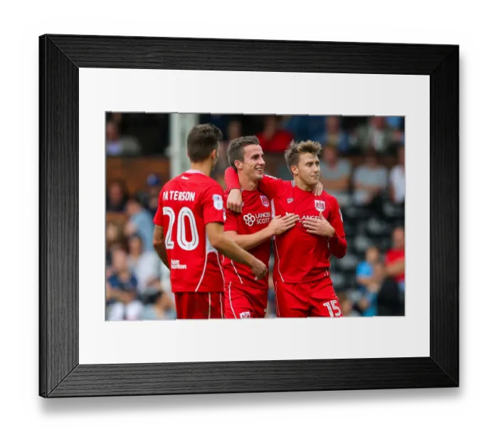 Framed Print : Luke Freeman's Double: Bristol City Takes 2-0 Lead Over Fulham at Craven Cottage (24 / 09 / 2016) Framed Print : Luke Freeman's Double: Bristol City Takes 2-0 Lead Over Fulham at Craven Cottage (24 / 09 / 2016)