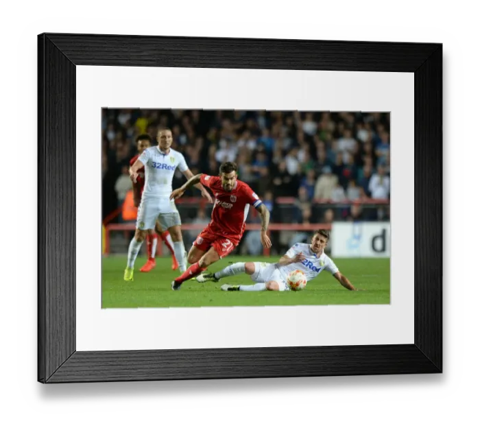 Framed Print : Marlon Pack Escapes Pablo Hernandez: Thrilling Moment from Bristol City vs Leeds United, Sky Bet Championship