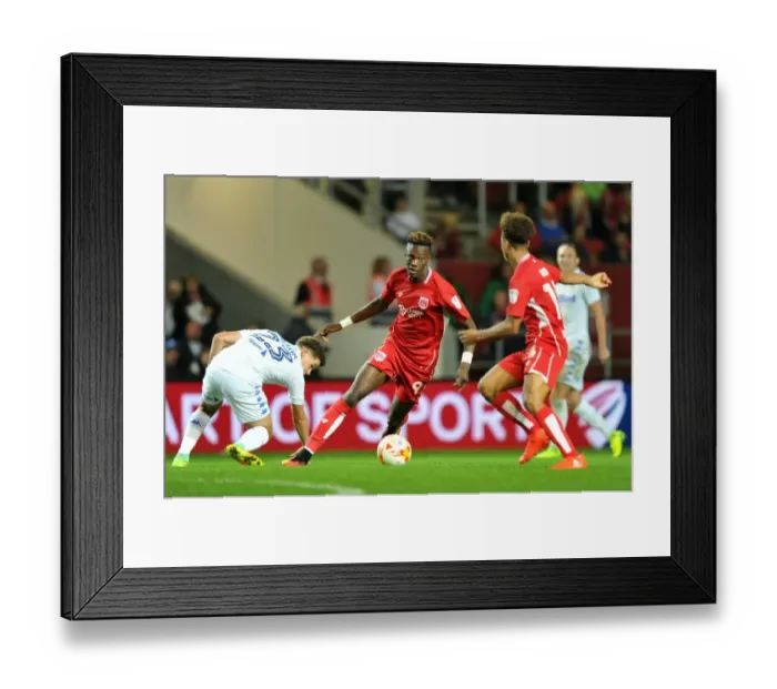 Framed Print : Tammy Abraham in Action: Bristol City vs Leeds United, Sky Bet Championship, Ashton Gate Stadium, 2016 Framed Print : Tammy Abraham in Action: Bristol City vs Leeds United, Sky Bet Championship, Ashton Gate Stadium, 2016