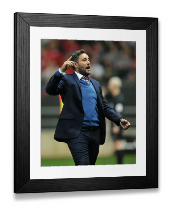 Framed Print : Johnson Leads the Charge: Bristol City vs Leeds United, Sky Bet Championship (September 2016) Framed Print : Johnson Leads the Charge: Bristol City vs Leeds United, Sky Bet Championship (September 2016)