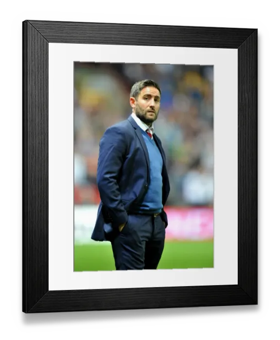 Framed Print : Johnson Drives Bristol City Forward: Sky Bet Championship Clash Against Leeds United (September 2016) Framed Print : Johnson Drives Bristol City Forward: Sky Bet Championship Clash Against Leeds United (September 2016)