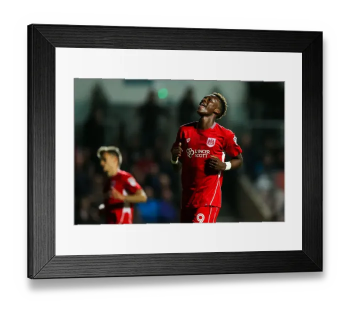 Framed Print : Tammy Abraham's Frustration: Bristol City vs Leeds United, 2016 Framed Print : Tammy Abraham's Frustration: Bristol City vs Leeds United, 2016