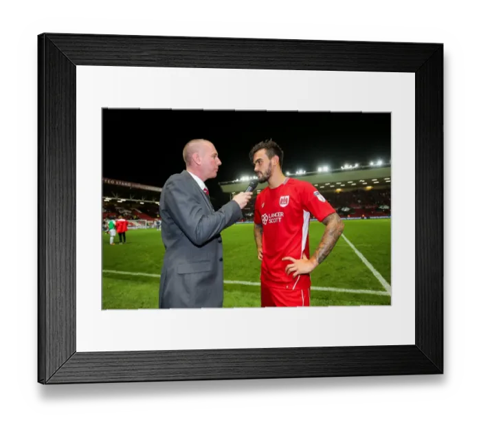 Framed Print : Marlon Pack Receives Man of the Match Award after Securing 1-0 Win for Bristol City Framed Print : Marlon Pack Receives Man of the Match Award after Securing 1-0 Win for Bristol City