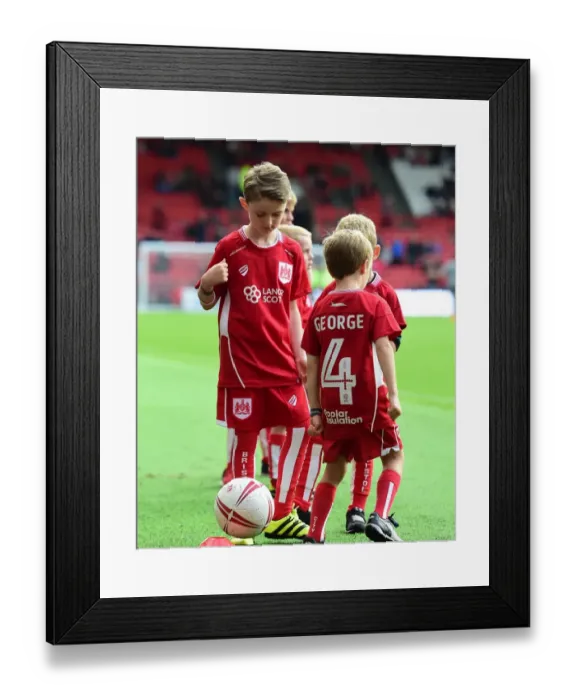 Framed Print : Bristol City vs Nottingham Forest Clash at Ashton Gate Stadium, Sky Bet Championship (October 2016) - Football Match Image