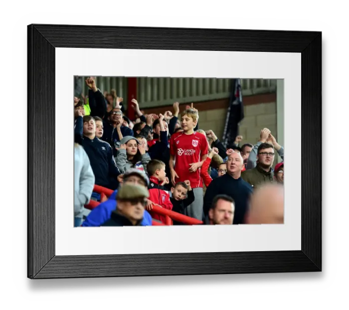 Framed Print : Rivalry Reignites: Bristol City vs Nottingham Forest at Ashton Gate Stadium (January 10, 2016) Framed Print : Rivalry Reignites: Bristol City vs Nottingham Forest at Ashton Gate Stadium (January 10, 2016)