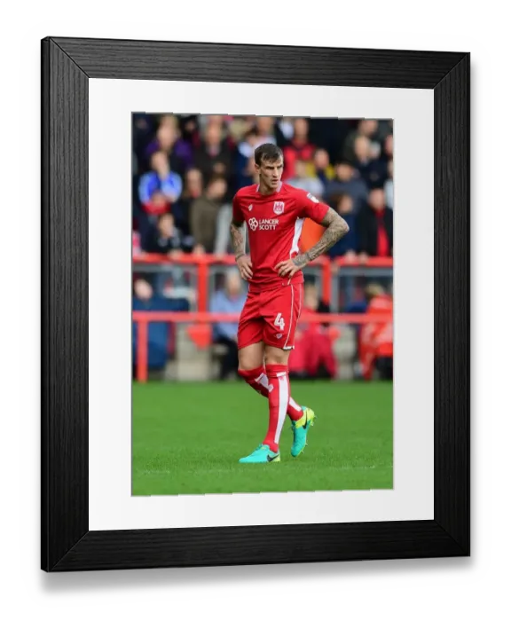 Framed Print : Aden Flint of Bristol City in Action Against Nottingham Forest, Sky Bet Championship, October 2016