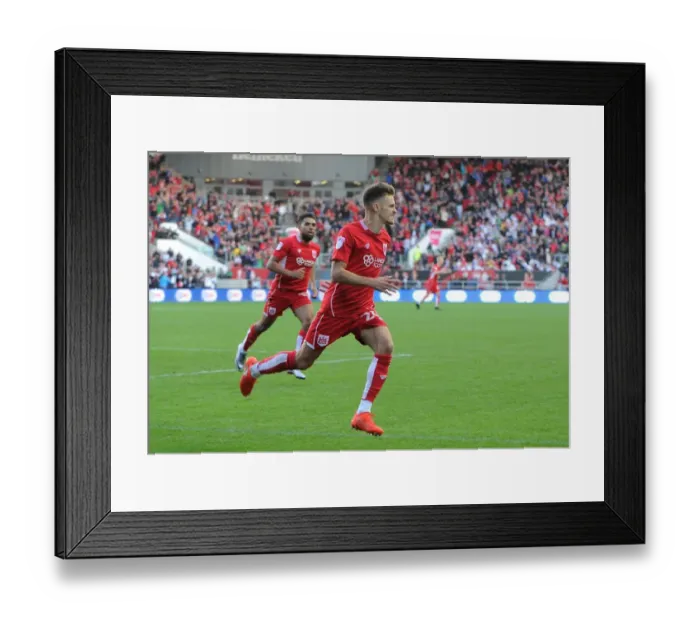 Framed Print : Bristol City's Jamie Paterson Scores Dramatic Goal Against Nottingham Forest in Sky Bet Championship Match Framed Print : Bristol City's Jamie Paterson Scores Dramatic Goal Against Nottingham Forest in Sky Bet Championship Match