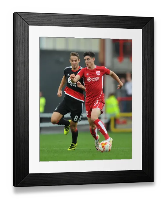 Framed Print : Bristol City's Callum O'Dowda in Action Against Nottingham Forest - Sky Bet Championship (October 2016)