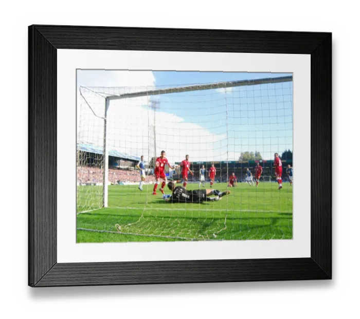 Framed Print : Bristol City vs. Cardiff City: A Football Rivalry - Season 08-09 Framed Print : Bristol City vs. Cardiff City: A Football Rivalry - Season 08-09