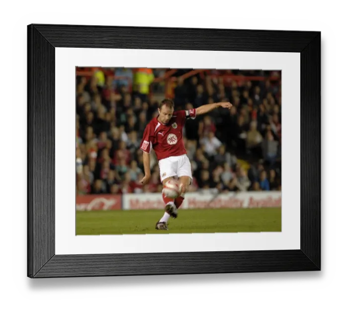 Framed Print : Clash of Rivals: Bristol City vs Birmingham City - Season 08-09 Framed Print : Clash of Rivals: Bristol City vs Birmingham City - Season 08-09