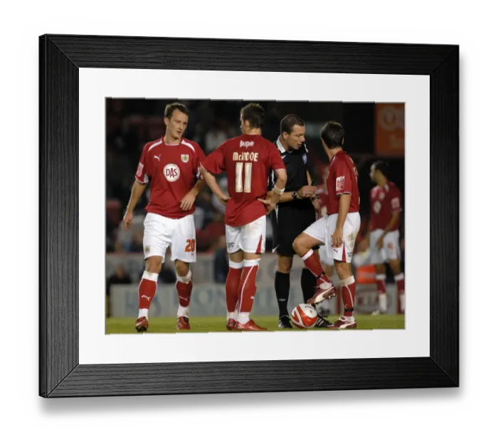 Framed Print : Bristol City vs Birmingham City: A Football Rivalry - Season 08-09 Framed Print : Bristol City vs Birmingham City: A Football Rivalry - Season 08-09