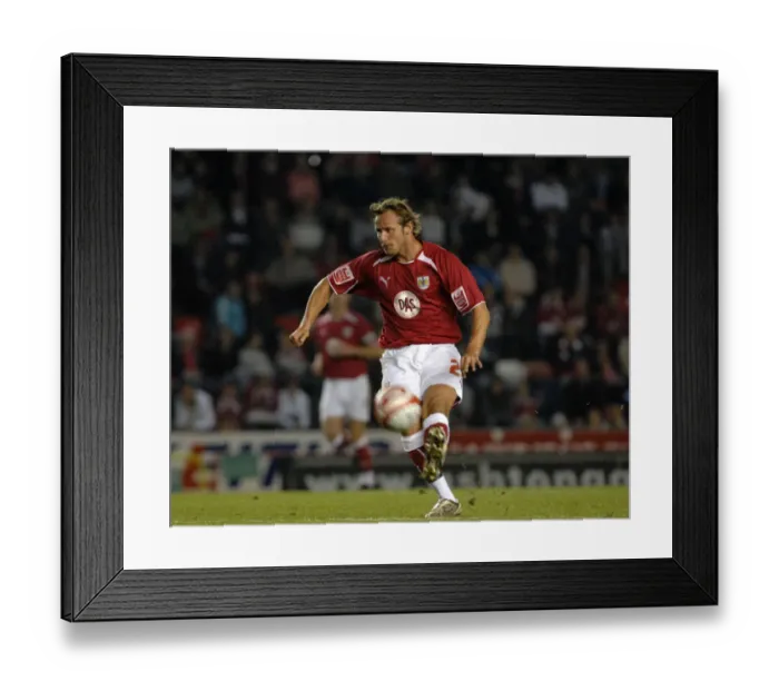 Framed Print : Clash of Rivals: Bristol City vs Birmingham City - Season 08-09 Framed Print : Clash of Rivals: Bristol City vs Birmingham City - Season 08-09