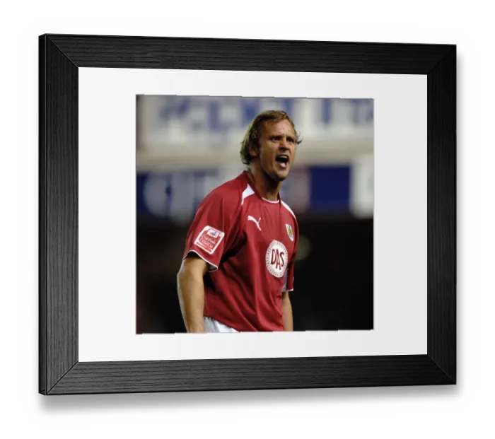 Framed Print : Clash of Rivals: Bristol City vs Birmingham City - Season 08-09