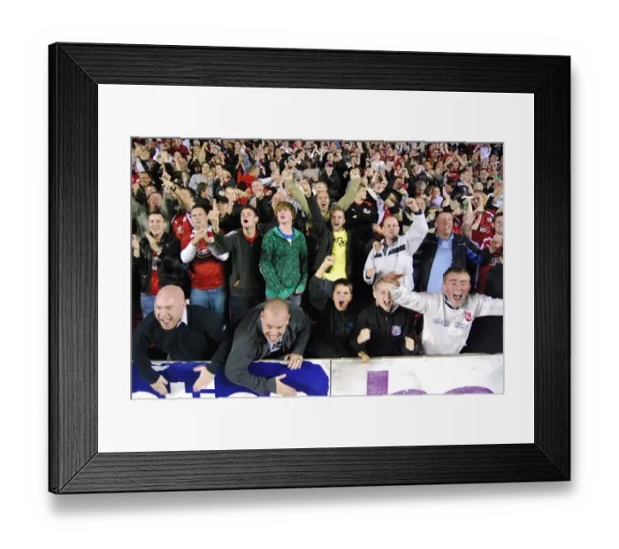 Framed Print : Clash of Rivals: Bristol City vs Birmingham City - Season 08-09