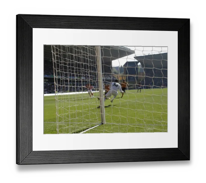 Framed Print : Wolves vs. Bristol City: A Football Rivalry - Season 08-09 Framed Print : Wolves vs. Bristol City: A Football Rivalry - Season 08-09