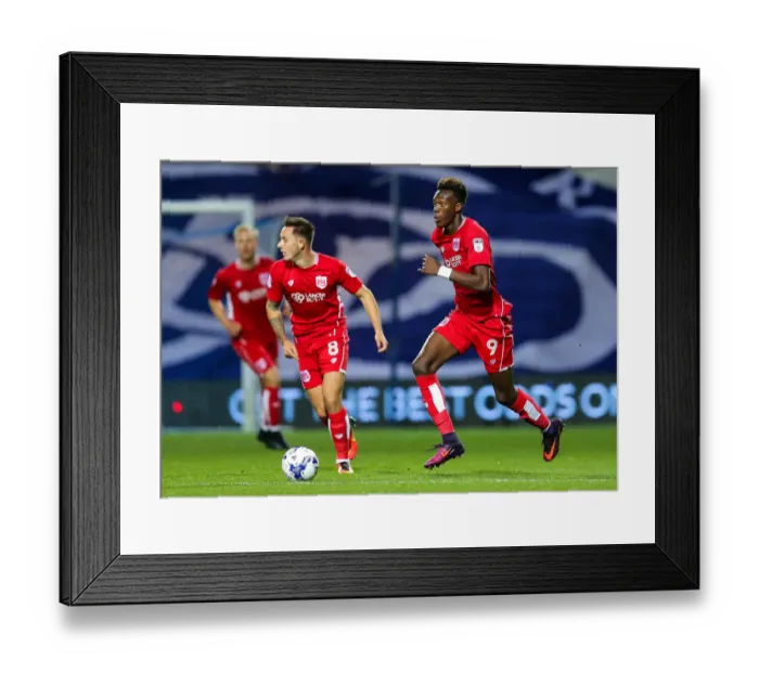 Framed Print : Tammy Abraham in Action: QPR vs. Bristol City Championship Clash, 18 / 10 / 2016